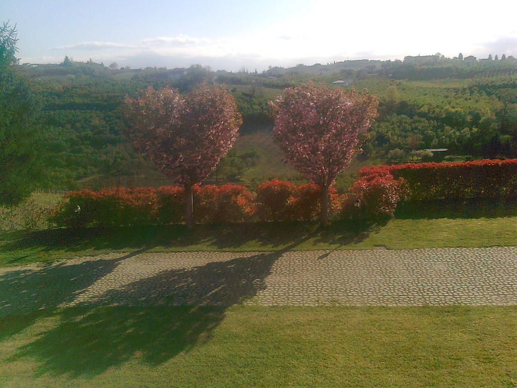 Cascina La Corte Acomodação com café da manhã Neive Exterior foto